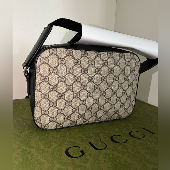 Gucci Camera Shoulder Supreme Bag GG Coated Canvas - Picture 4 of 10